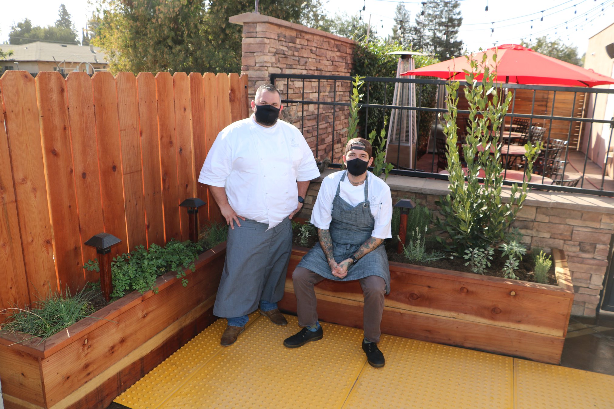 ERNIE’S REOPENS FOR DINNER Manteca Bulletin