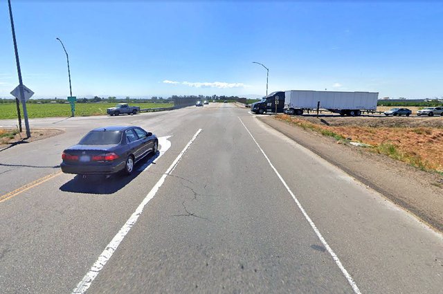 New stop signs ordered for rural locations - Vimarsana News