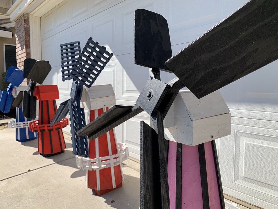 Local Craftsman Finds Joy Creating Wooden Windmills Oakdale Leader