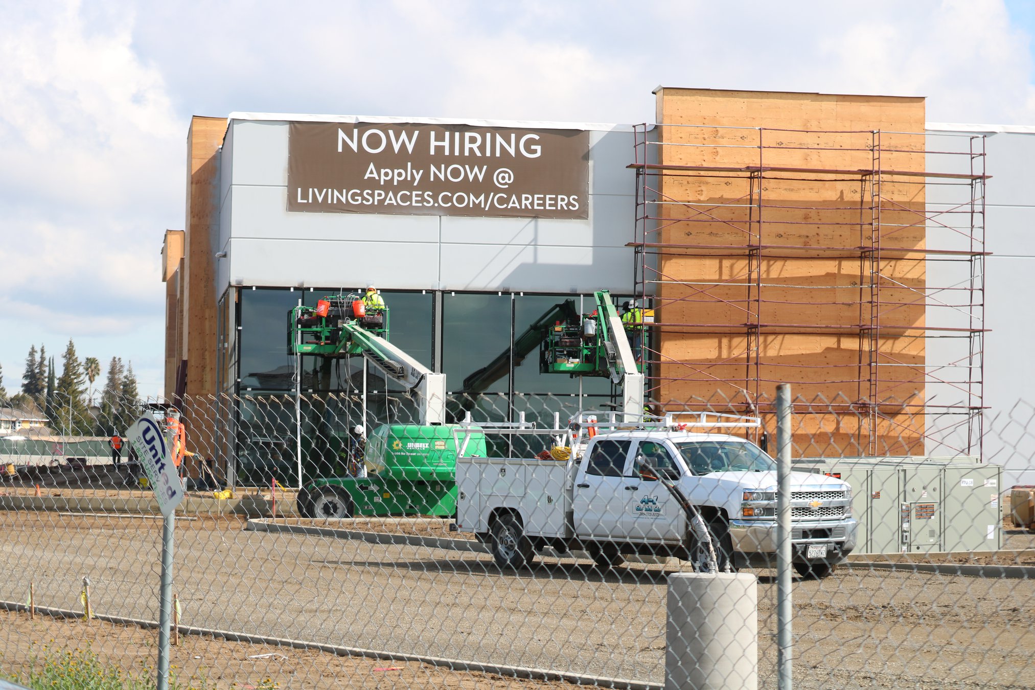 Living Spaces furniture showroom bringing 175 more jobs to Manteca
