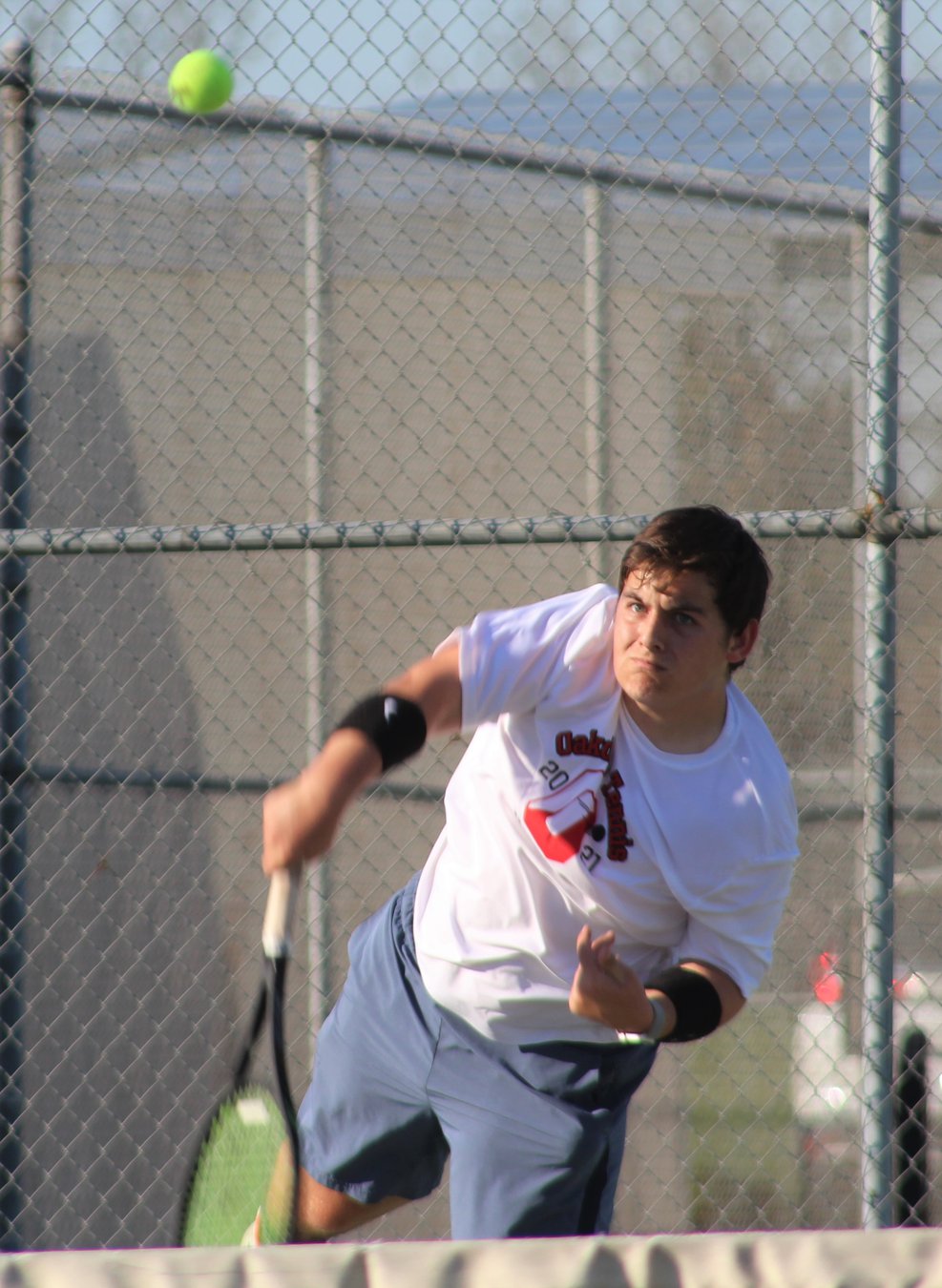 Mustangs Corral Trio Of Wins In Tennis, Golf, Cross Country Oakdale