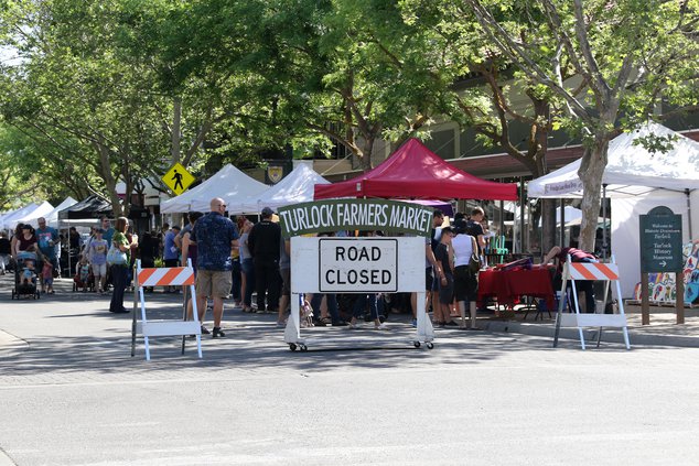 farmers market