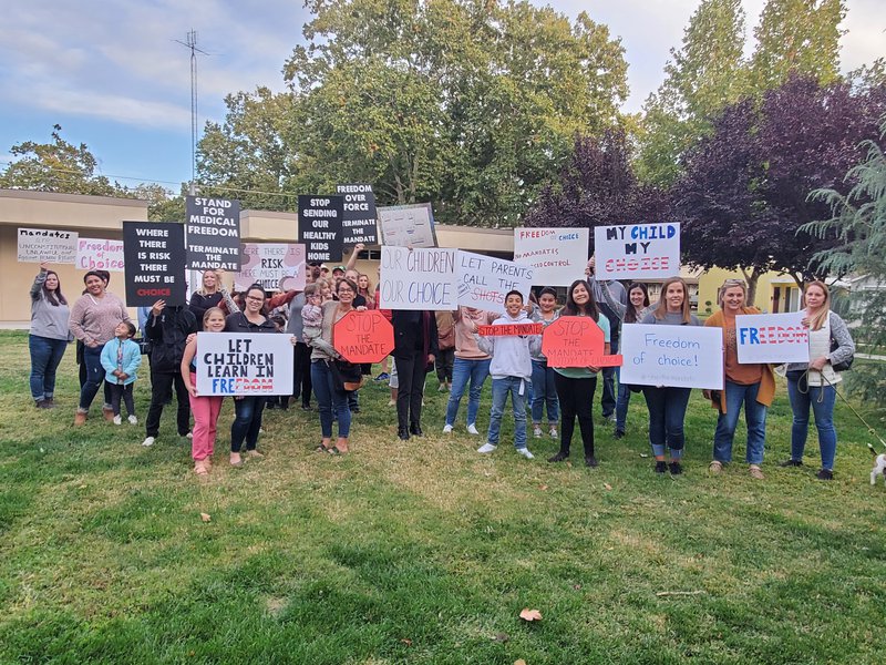 TUSD vaccine mandate protest