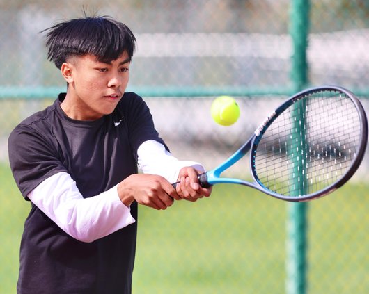 Grace Davis-Lathrop boys tennis