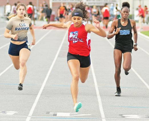 VOL track finals