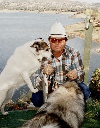 Roy Van Dorst obit pic