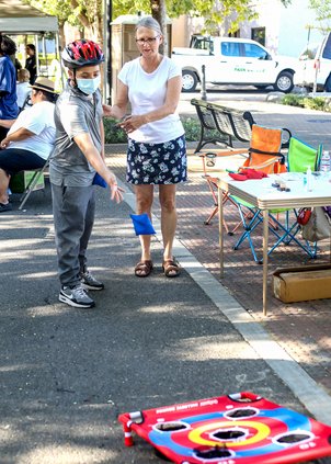 CORNHOLE