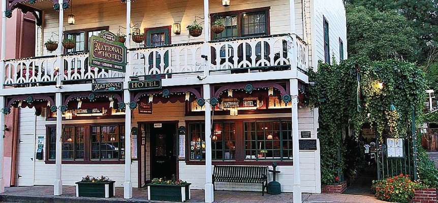 National-Hotel.png