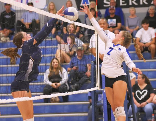 Central Catholic-Sierra girls volleyball