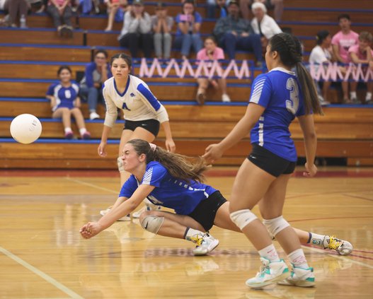 Sierra-East Union girls volleyball