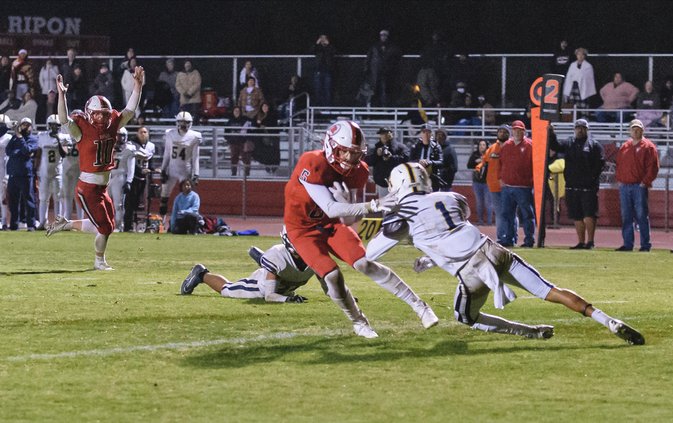 Rosemont-Ripon football