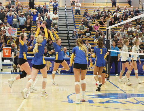 Ripon Christian-Central Valley Christian girls volleyball