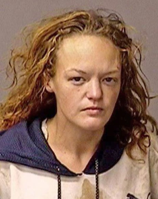 Transient woman who refused to leave 7Eleven arrested on warrants