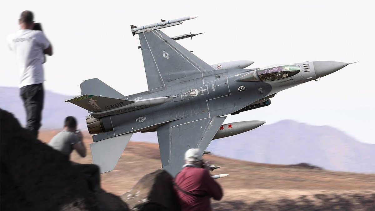 80s 米軍 AIR-TO-GROUND RECOGNITION The History of the 185th > 185th Air Refueling Wing > Display