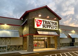 Tractor Supply Ceres
