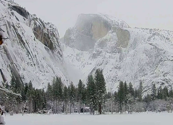 yosemoite valley snow