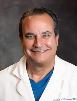 Dr Silveira Sr obit pic