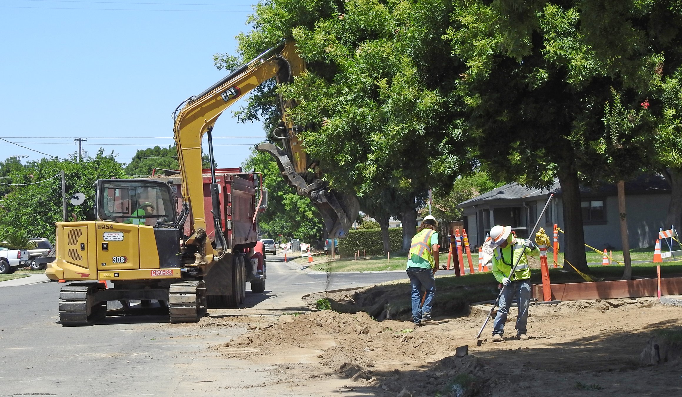 Morrow Village area along Rose Avenue receiving sidewalks Ceres Courier
