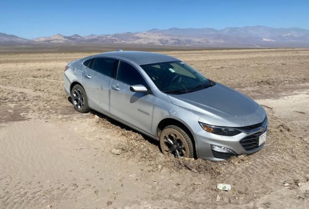 DEATH VALLEY CAR