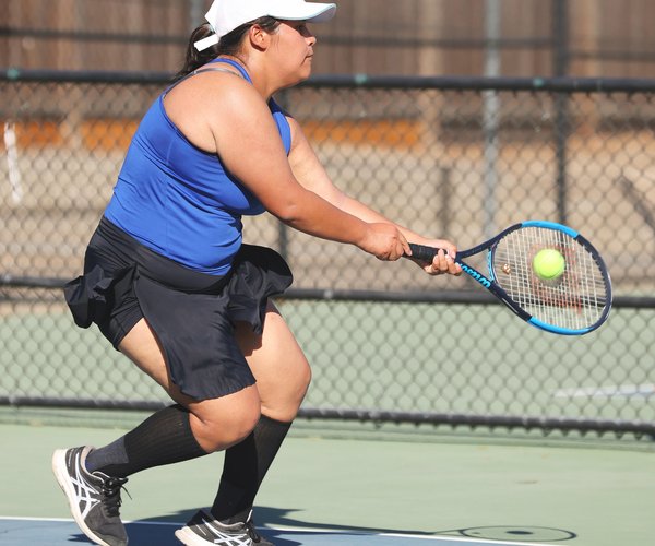 Sierra-Manteca girls tennis