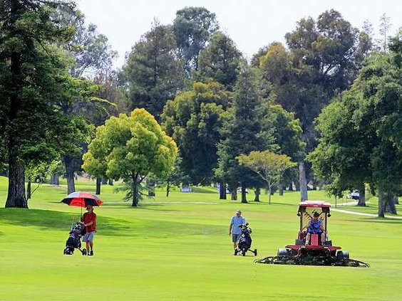 pg 27 golf course
