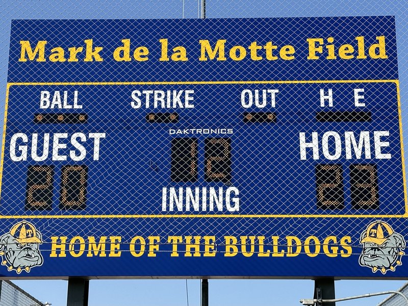 mark de la motte field opening 2