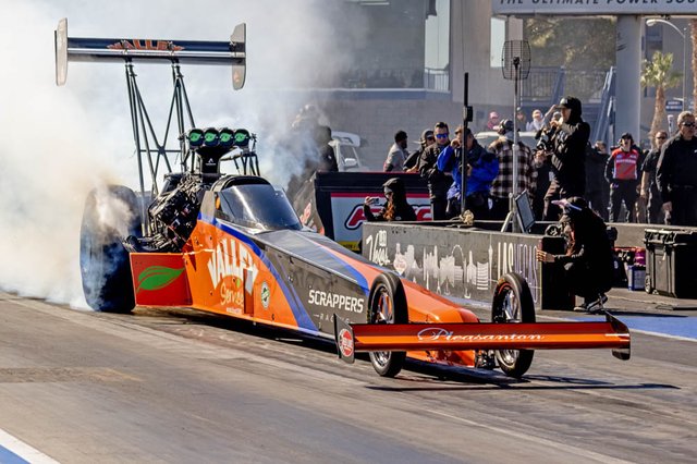 NHRA Drag Racers Thrive In Cool Las Vegas Weather - Oakdale Leader
