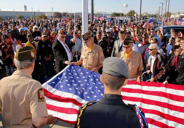 VETERANS DAY MANTECA2 11-12-15