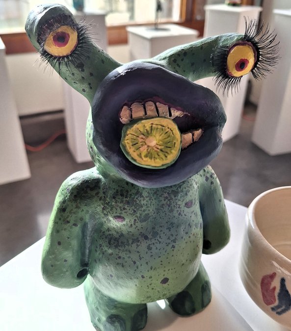 POTTERY GUILD FINE ARTS SHOW Manteca Bulletin