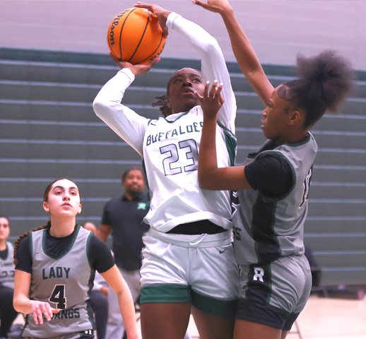 Manteca uses depth in final tuneup for league Manteca Bulletin