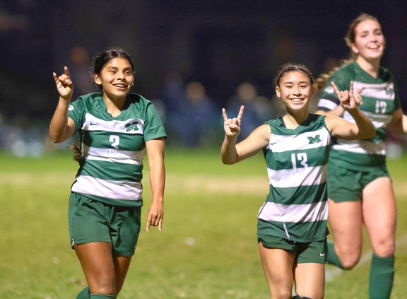 Sierra-Manteca girls soccer