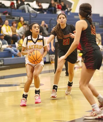 Los Banos-Lathrop girls basketball