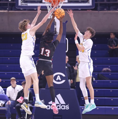 Futures-Ripon Christian boys basketball