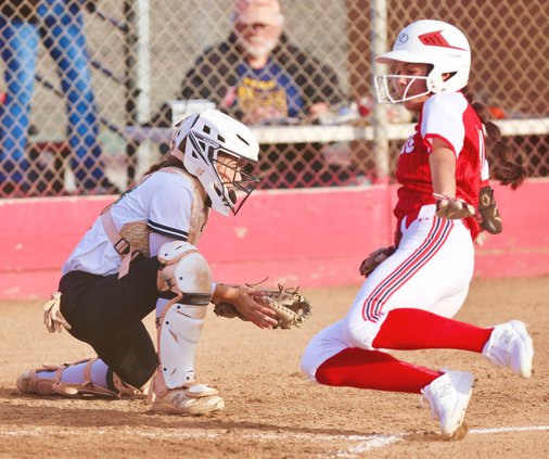 Manteca-Ripon softball