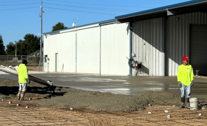 RC bus garage