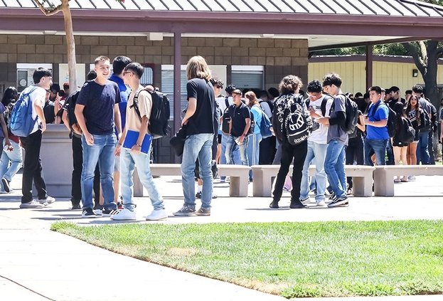 school RIV 1
