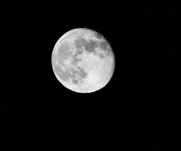 Moon RIV