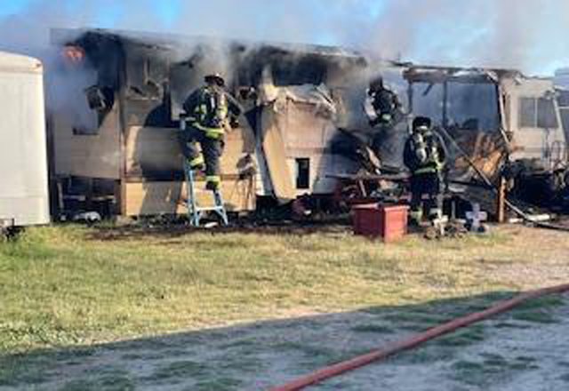 Moore Road mobile home fire leaves one dead - Ceres Courier