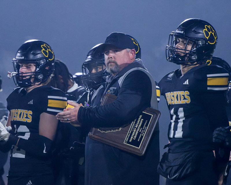 Hughson football 3