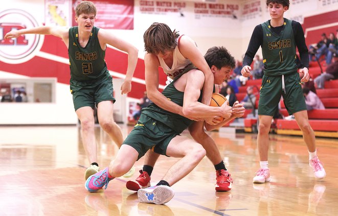 Sonora-Ripon boys basketball
