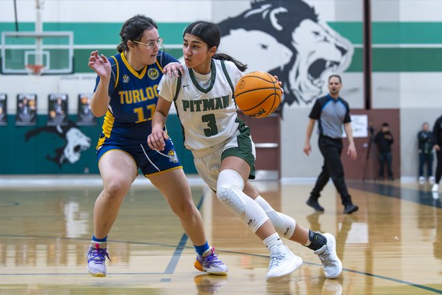 Pitman girls basketball 1