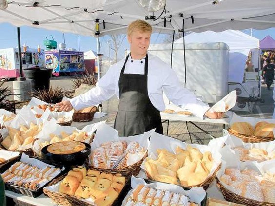 ALMOND BLOSSOM FESTIVALtop-LT