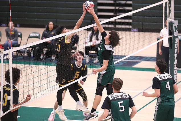 Lathrop-Manteca boys volleyball