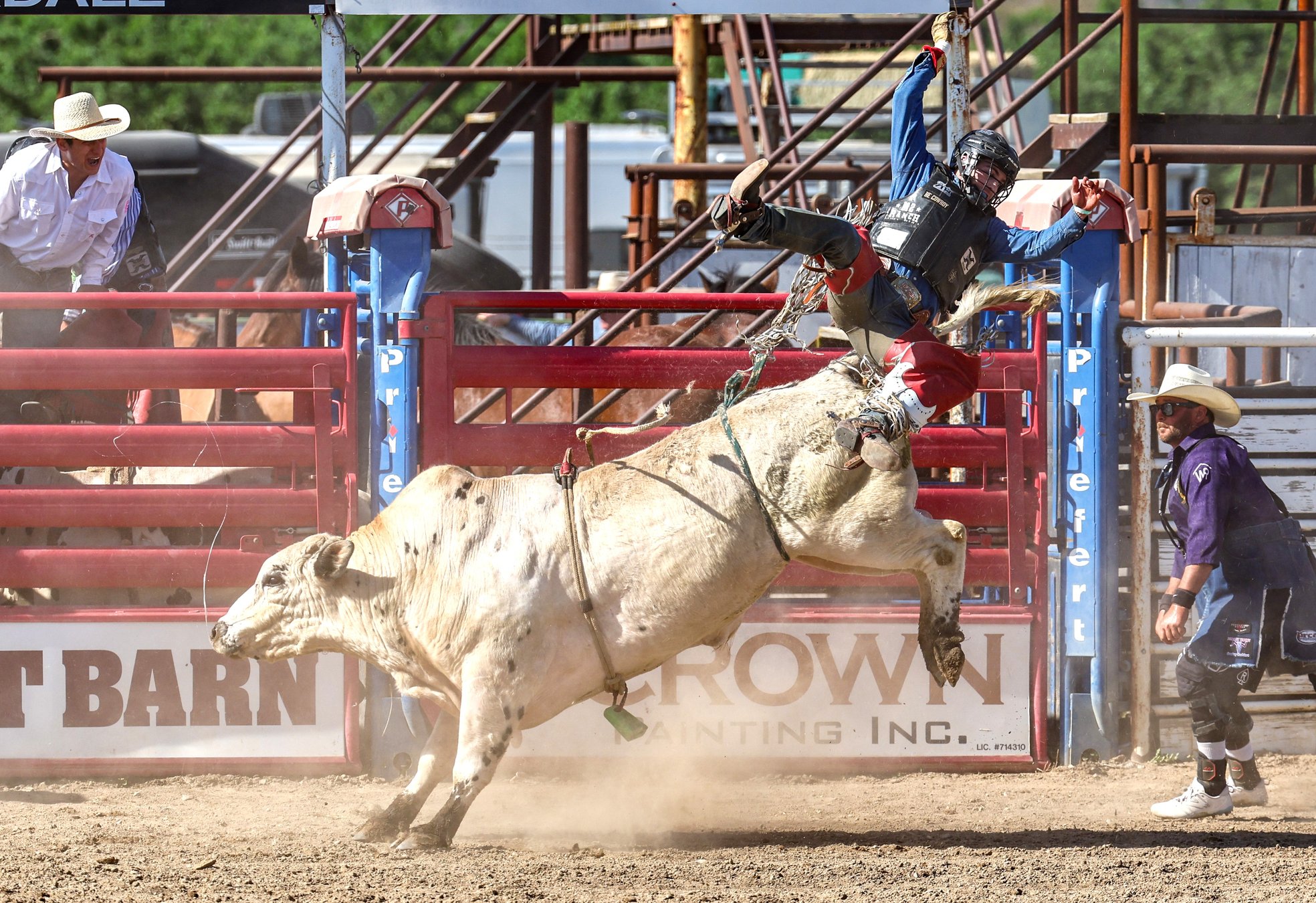 Weekly Rodeo Rodeo Week ropes in crowd - Oakdale Leader