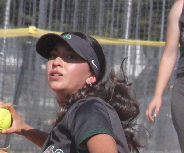Shortstop Valerie Espinoza