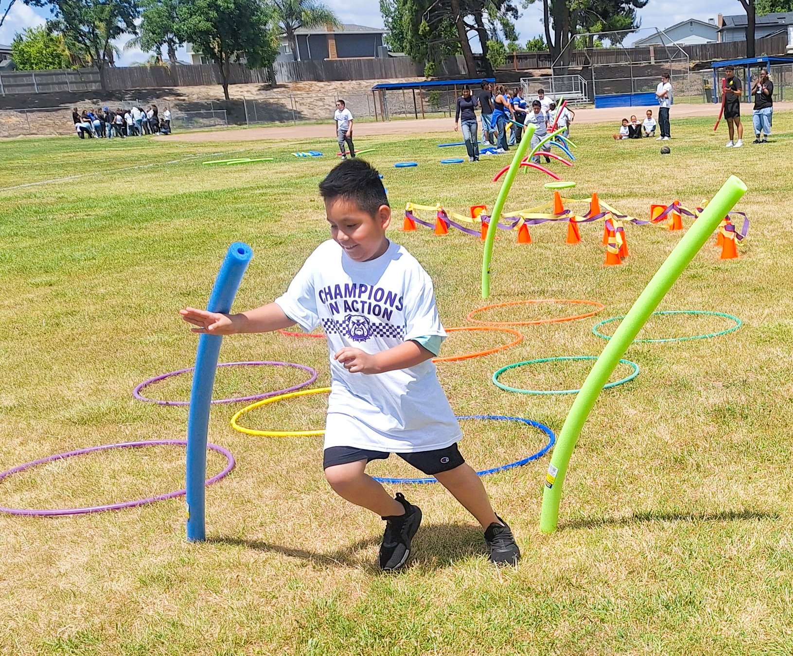 Brock Elliott hosts competition - Manteca Bulletin