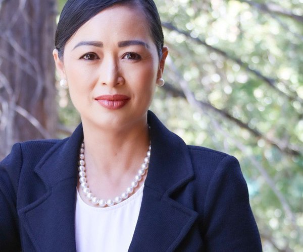Dr Lena Tran