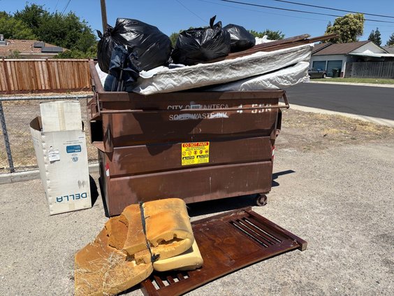 trash bin
