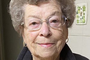 MARGOT LUISE STANLEY obit