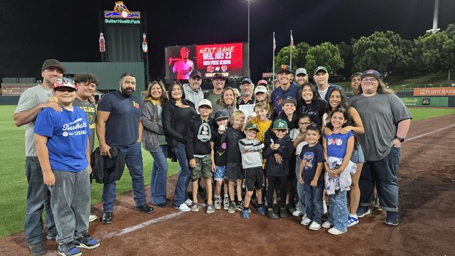 Despite rough outing, Kade Morris’ family and friends show out in California homecoming
